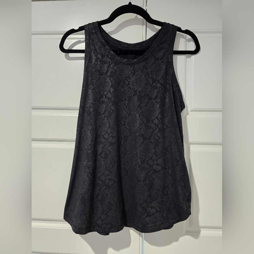 All In Motion Snakeskin Athletic Tank — Size Small
